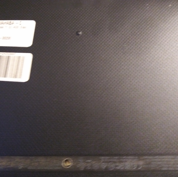 BRAND NEW LAPTOP HP - Picture 3 of 7